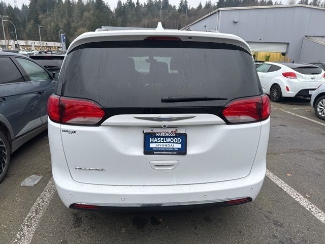 2018 Chrysler Pacifica Touring-L Plus