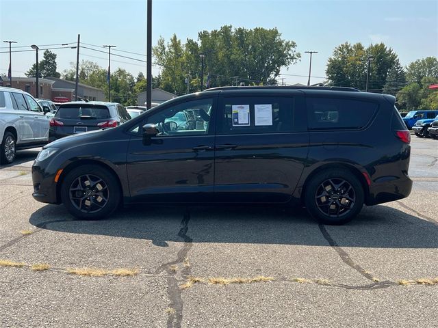 2018 Chrysler Pacifica Touring-L Plus