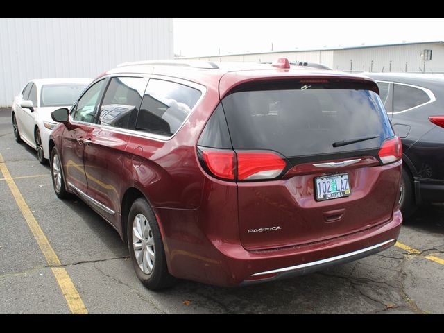 2018 Chrysler Pacifica Touring-L Plus