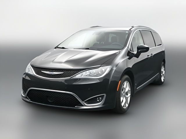 2018 Chrysler Pacifica Touring-L Plus