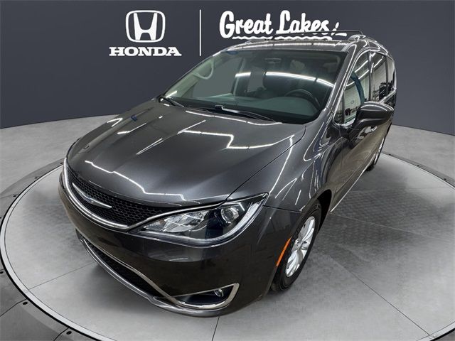 2018 Chrysler Pacifica Touring-L Plus