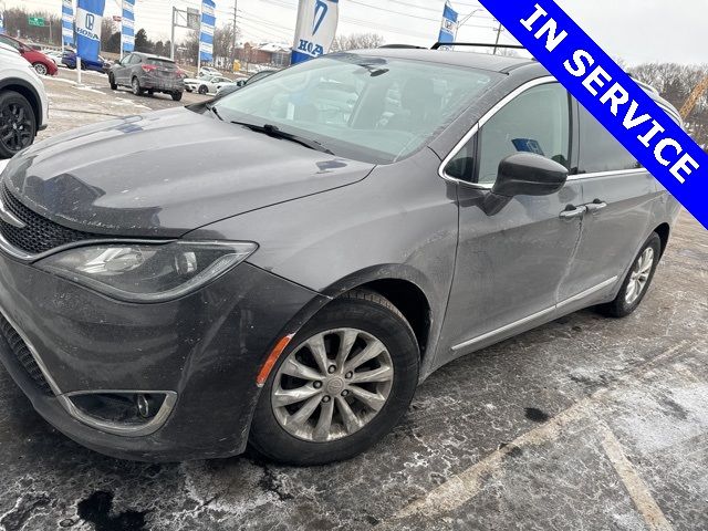 2018 Chrysler Pacifica Touring-L Plus