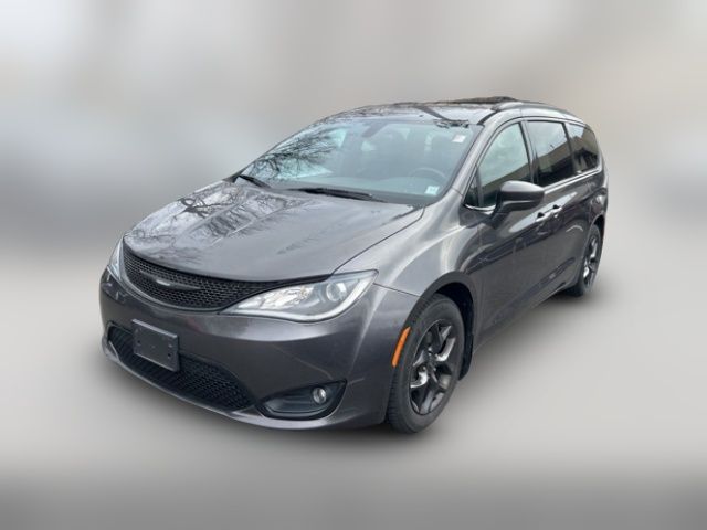 2018 Chrysler Pacifica Touring-L Plus