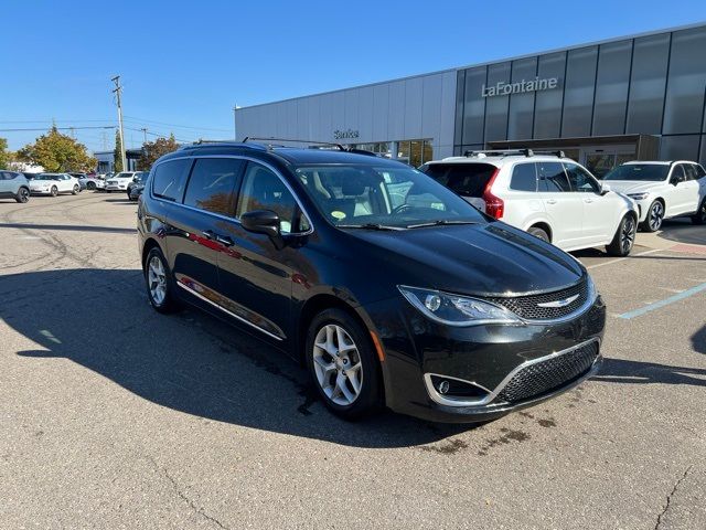 2018 Chrysler Pacifica Touring-L Plus