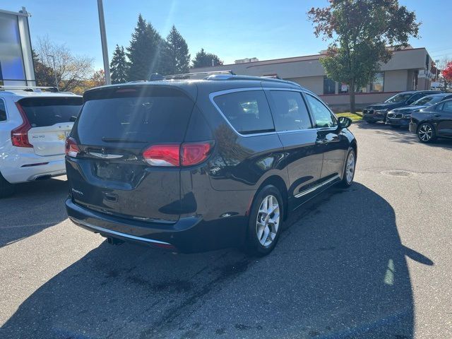 2018 Chrysler Pacifica Touring-L Plus