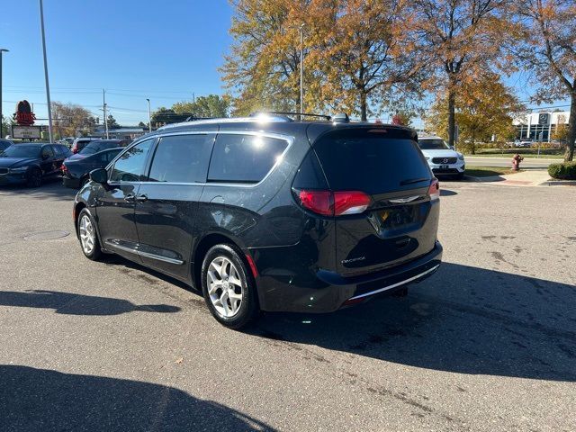 2018 Chrysler Pacifica Touring-L Plus