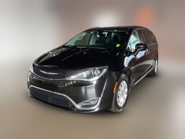 2018 Chrysler Pacifica Touring-L Plus