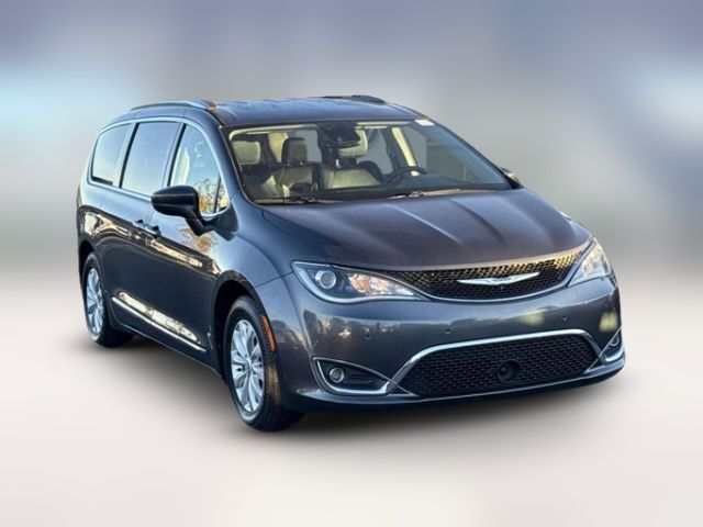 2018 Chrysler Pacifica Touring-L Plus
