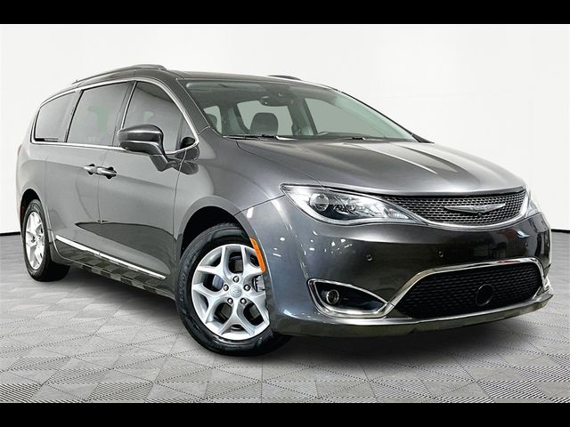 2018 Chrysler Pacifica Touring-L Plus