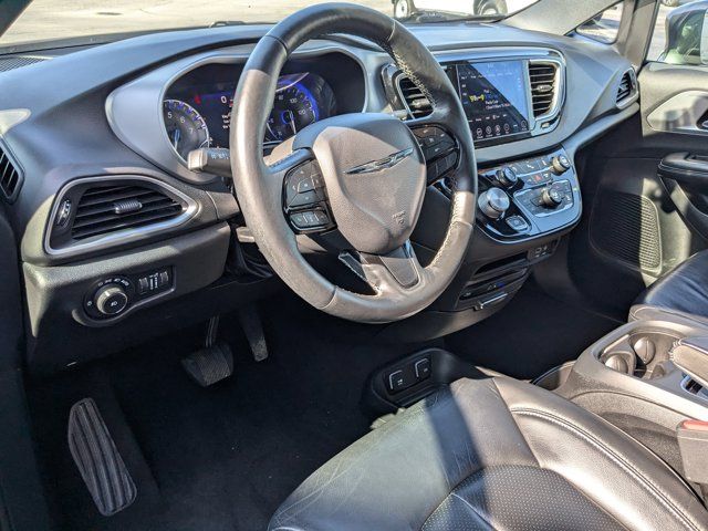 2018 Chrysler Pacifica Touring-L Plus