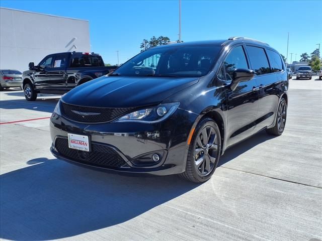 2018 Chrysler Pacifica Touring-L Plus