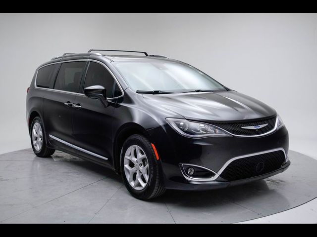 2018 Chrysler Pacifica Touring-L Plus