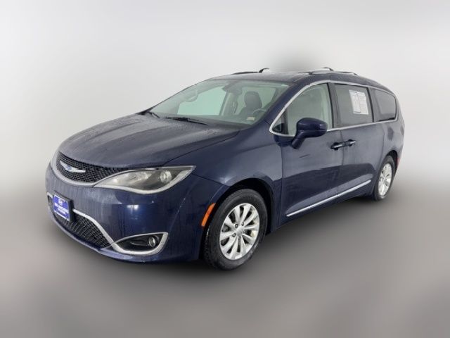 2018 Chrysler Pacifica Touring-L Plus