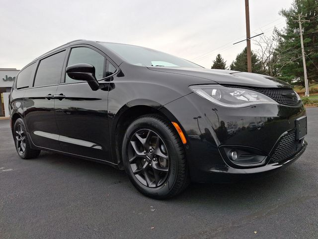 2018 Chrysler Pacifica Touring-L Plus