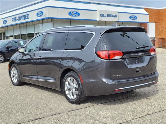 2018 Chrysler Pacifica Touring-L Plus