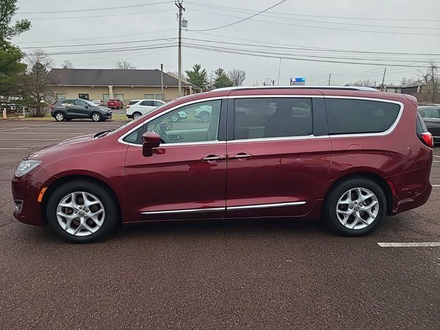 2018 Chrysler Pacifica Touring-L Plus