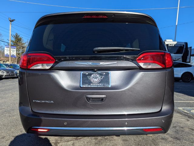 2018 Chrysler Pacifica Touring-L Plus