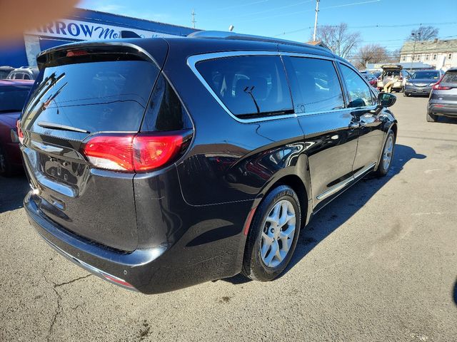 2018 Chrysler Pacifica Touring-L Plus