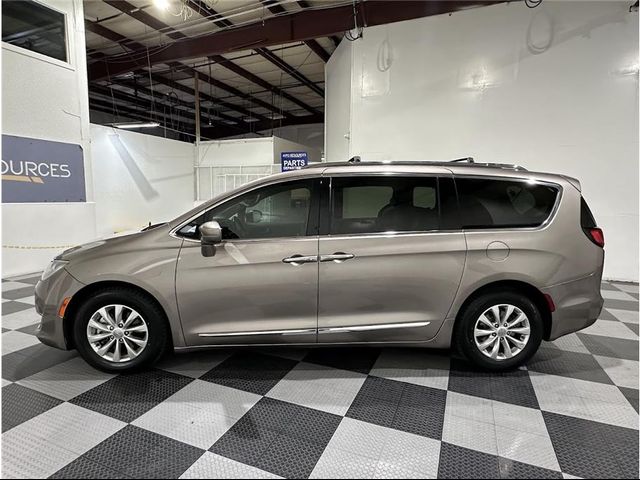 2018 Chrysler Pacifica Touring-L Plus