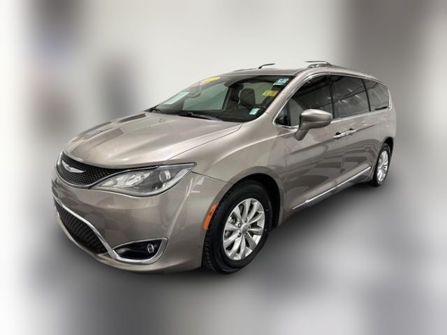 2018 Chrysler Pacifica Touring-L Plus