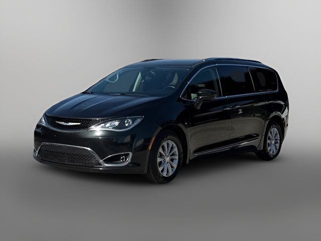 2018 Chrysler Pacifica Touring-L Plus