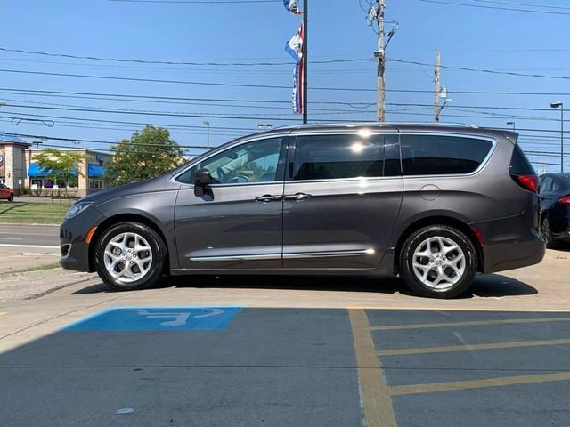 2018 Chrysler Pacifica Touring-L Plus