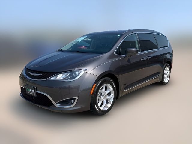 2018 Chrysler Pacifica Touring-L Plus