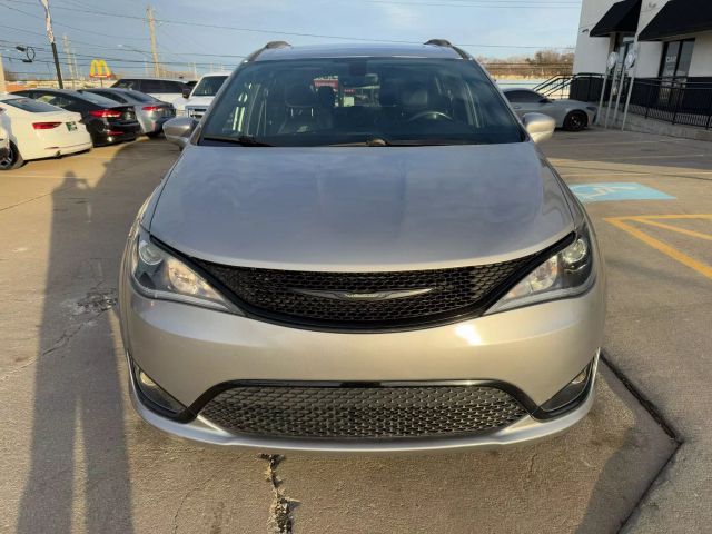 2018 Chrysler Pacifica Touring-L Plus