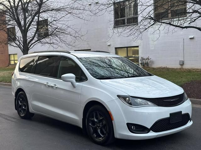 2018 Chrysler Pacifica Touring-L Plus