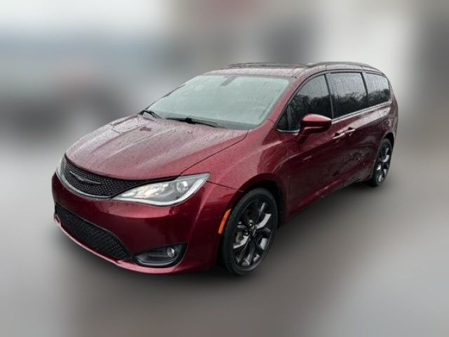 2018 Chrysler Pacifica Touring-L Plus