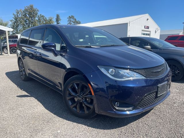 2018 Chrysler Pacifica Touring Plus