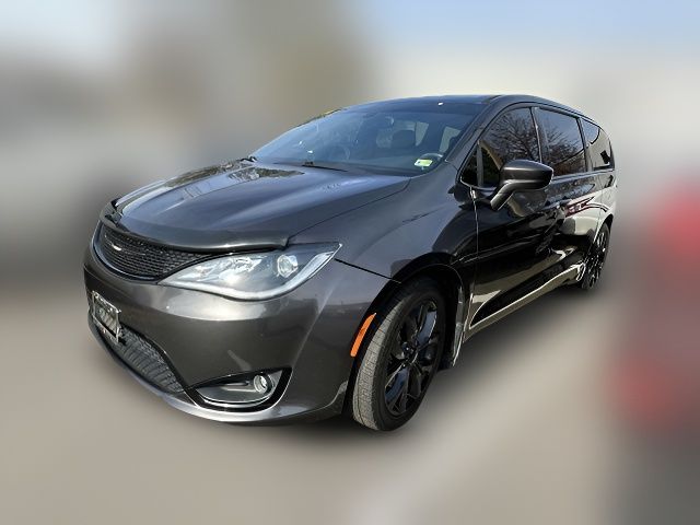 2018 Chrysler Pacifica Touring Plus