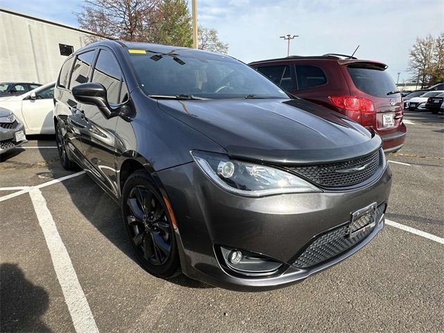 2018 Chrysler Pacifica Touring Plus