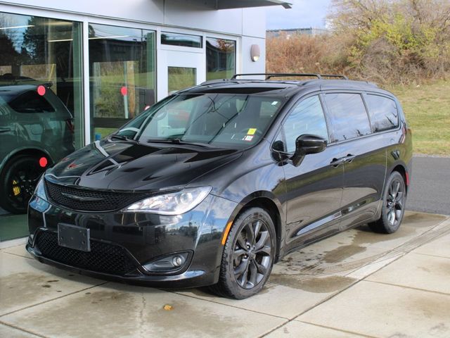 2018 Chrysler Pacifica Touring Plus