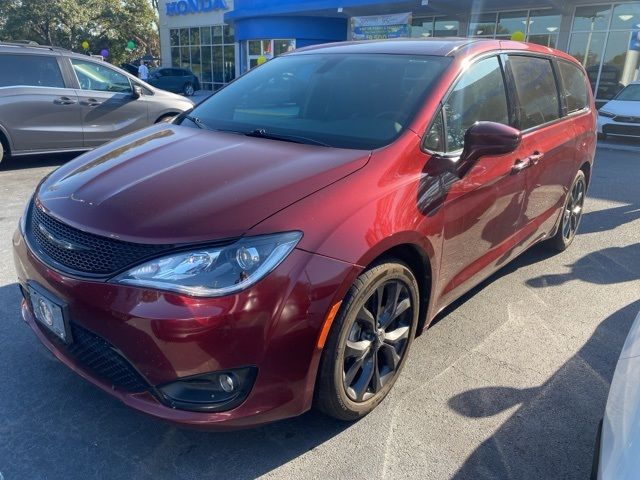 2018 Chrysler Pacifica Touring Plus