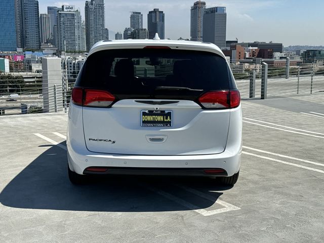 2018 Chrysler Pacifica Touring Plus