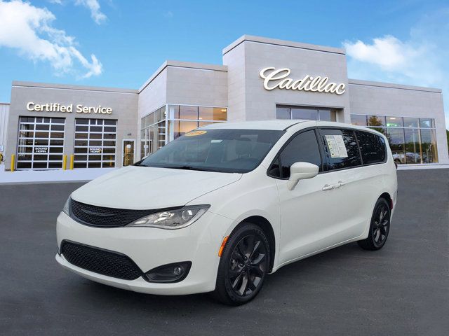 2018 Chrysler Pacifica Touring Plus