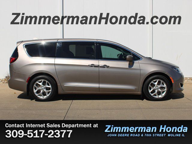 2018 Chrysler Pacifica Touring Plus