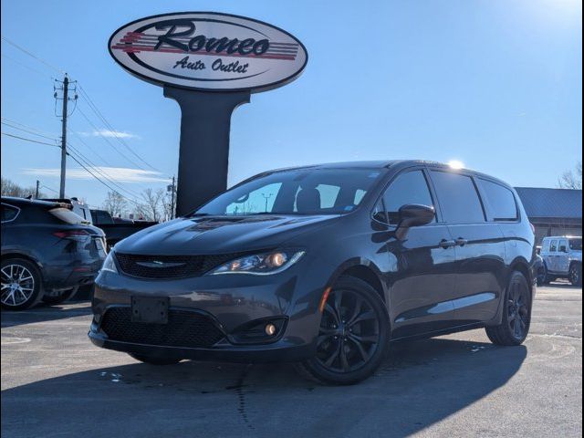 2018 Chrysler Pacifica Touring Plus