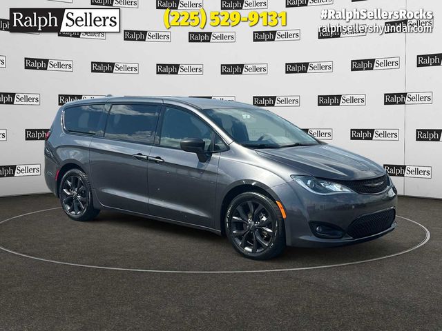 2018 Chrysler Pacifica Touring Plus