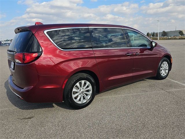 2018 Chrysler Pacifica Touring Plus