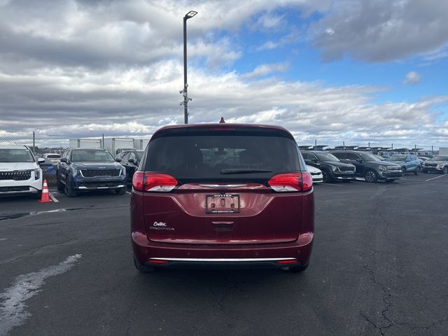 2018 Chrysler Pacifica Touring Plus