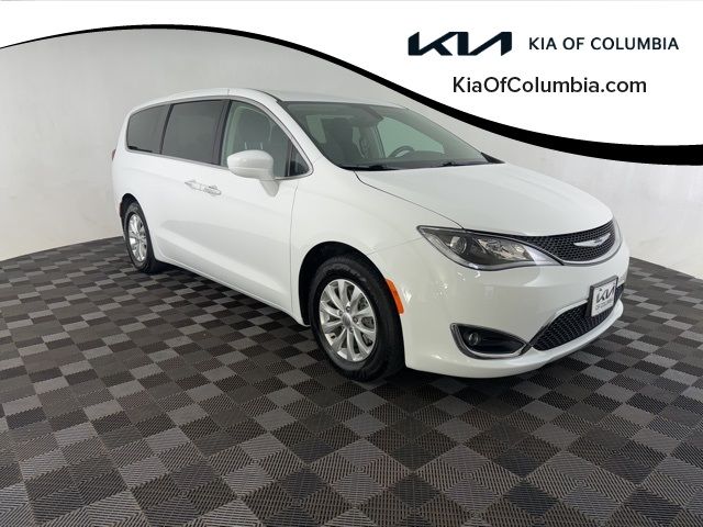 2018 Chrysler Pacifica Touring Plus