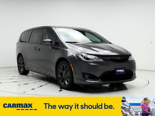 2018 Chrysler Pacifica Touring Plus