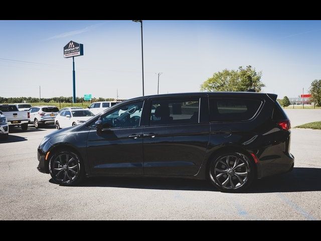 2018 Chrysler Pacifica Touring Plus