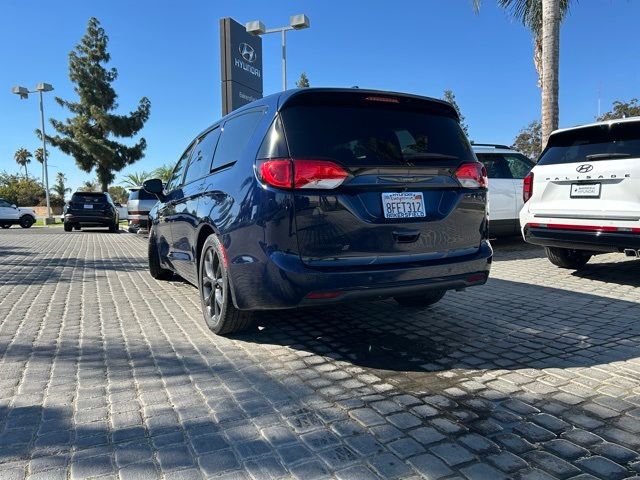 2018 Chrysler Pacifica Touring Plus