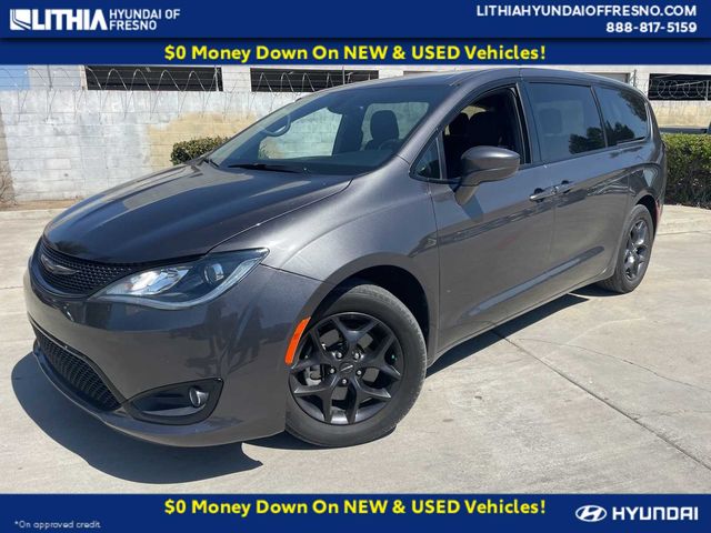 2018 Chrysler Pacifica Touring Plus