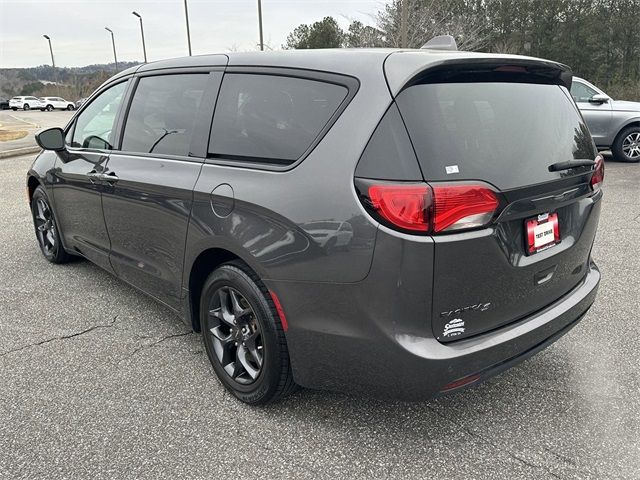 2018 Chrysler Pacifica Touring Plus