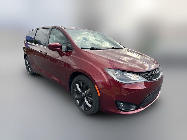 2018 Chrysler Pacifica Touring Plus