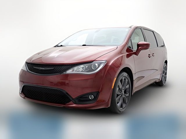 2018 Chrysler Pacifica Touring Plus